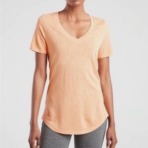 ATHLETA V-Neck Breezy Tee | Delicate Peach | Women’s XL